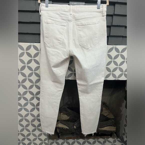 Abercrombie The Super Skinny Ankle Mid Rise Jean - size 30/10R - Picture 2 of 3